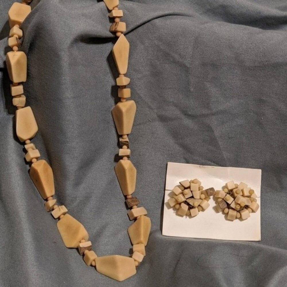 Vintage necklace and earring set